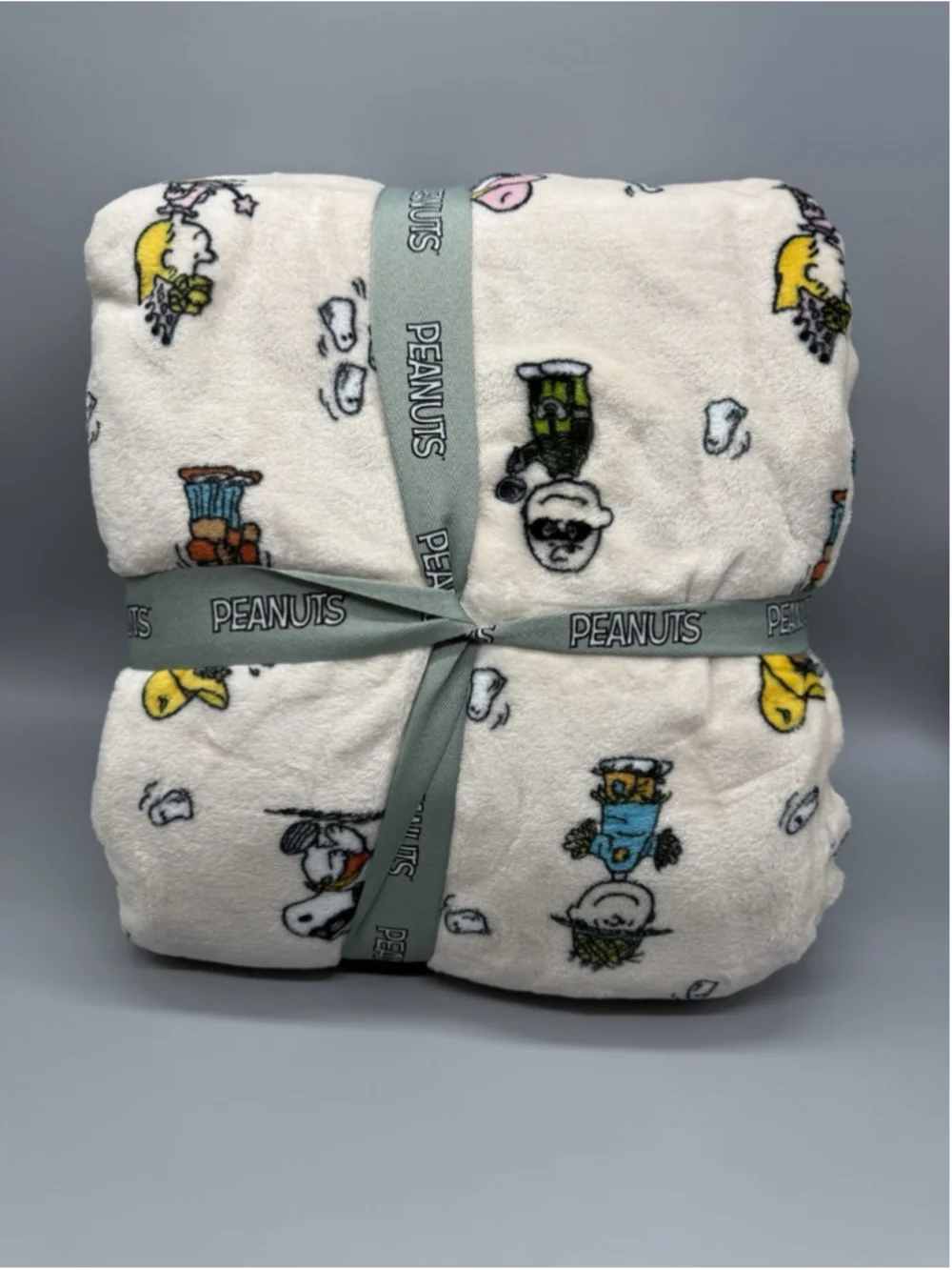 Berkshire Blanket Peanuts Velvet Loft Halloween Costume Characters Throw Blanket